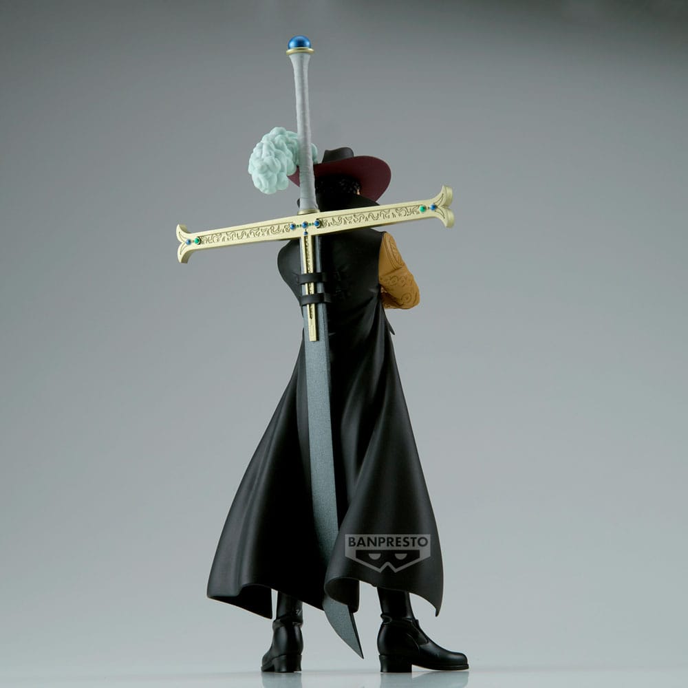 One Piece DXF - The Grandline Series - Extra PVC Statue Dracule Mihawk 17 cm