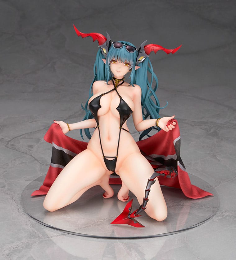Azur Lane PVC Statue 1/7 Regensburg Dark Dragon and the Coast of Light Ver. 16 cm