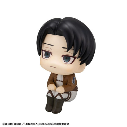 Attack on Titan Look Up PVC Statue Levi 11 cm