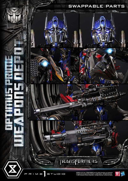 Transformers: Dark of the Moon (Film) Museum Masterline Statue Optimus Prime Weapons Depot Bonus Version 127 cm