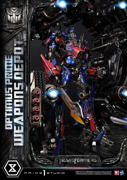 Transformers: Dark of the Moon (Film) Museum Masterline Statue Optimus Prime Weapons Depot 127 cm