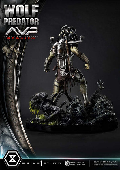 Alien vs. Predator Real Elite Masterline Series Statue 1/3 Requiem Wolf Predator 95 cm